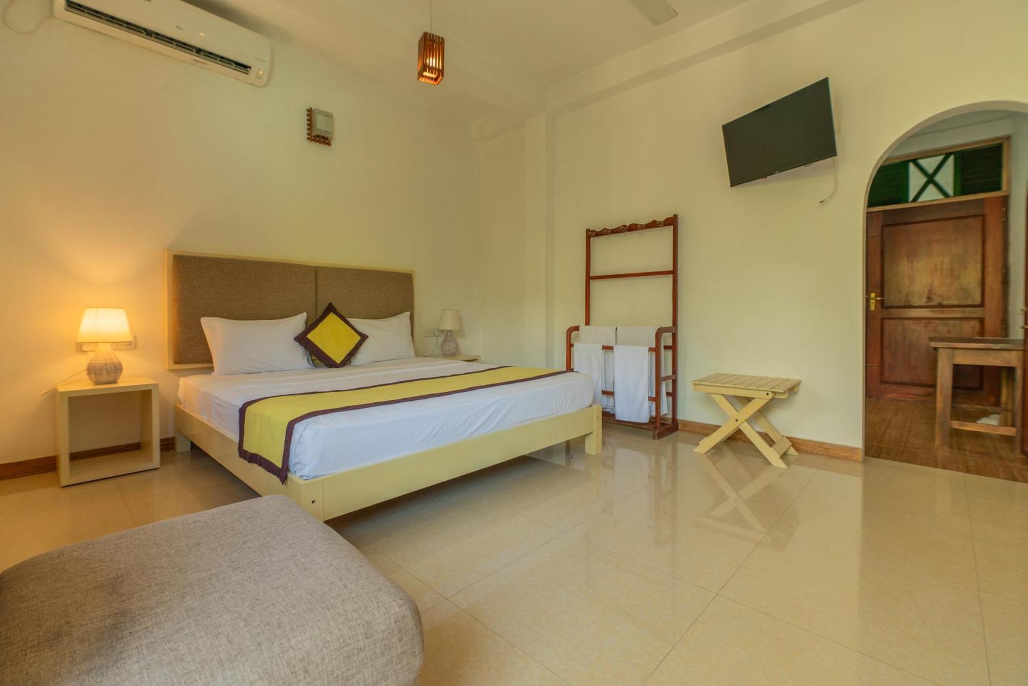 The Calm Of8 Hotel Unawatuna Kültér fotó